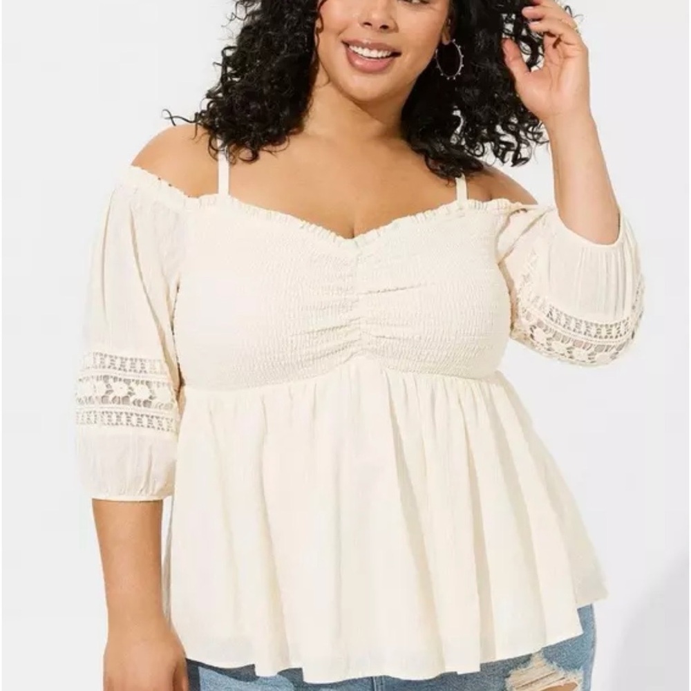 Torrid 2 Cold Shoulder 3/4 Sleeve Smocked Blouse - Picture 3 of 9